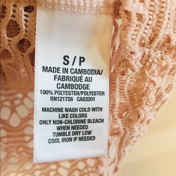 Aeropostale Blush/Beige Crochet Tank, Small - Picture 4 of 4